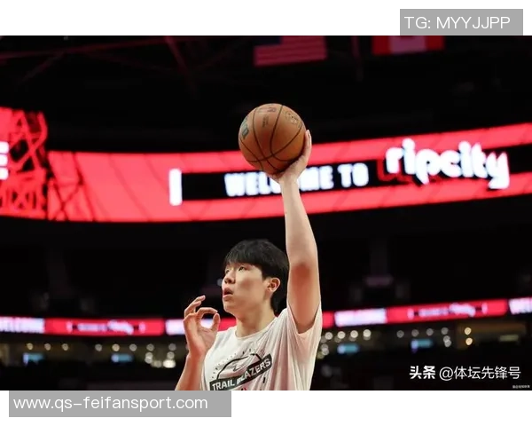 比卢普斯称赞杨瀚森适应能力强但仍需继续努力提升语言和文化素养