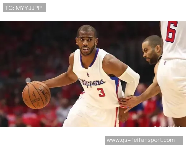 快船无法裁掉保罗希望促成转会鹿尼侠日曾对其表现出兴趣 快船无法裁掉保罗希望促成转会鹿尼侠日曾对其表现出兴趣