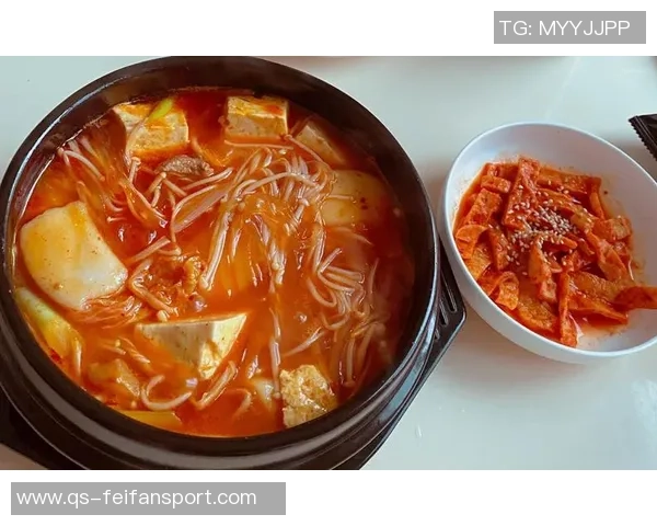 罗慕洛怀念韩国美食：辣炒鸡排泡菜汤和烤肉让我难以忘怀