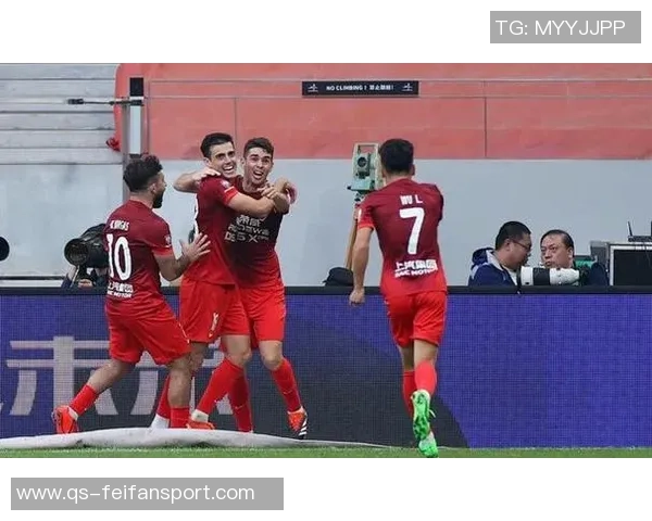 海港夺冠申花屈居亚军梅州亚泰不幸降级中超最终积分榜揭晓