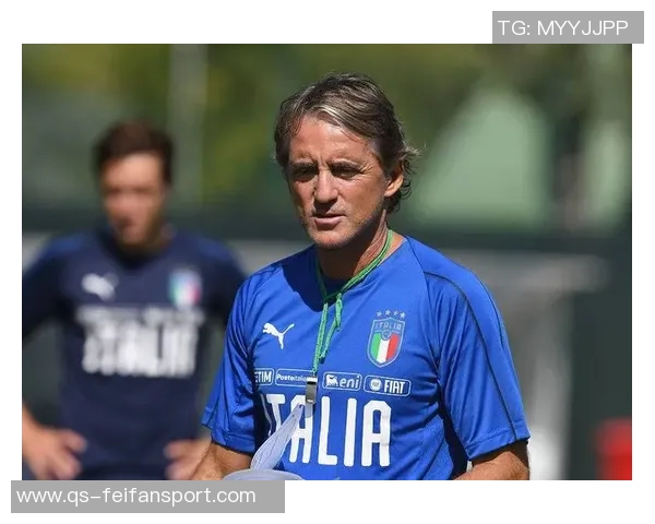 罗马后卫曼奇尼鼻骨骨折接受手术出战意甲前景不明 罗马后卫曼奇尼鼻骨骨折接受手术出战意甲前景不明